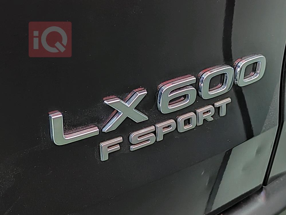Lexus LX